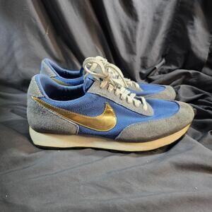 Nike Daybreak SP Sz 10.5 BV7725-400 Ocean Fog Metallic Gold